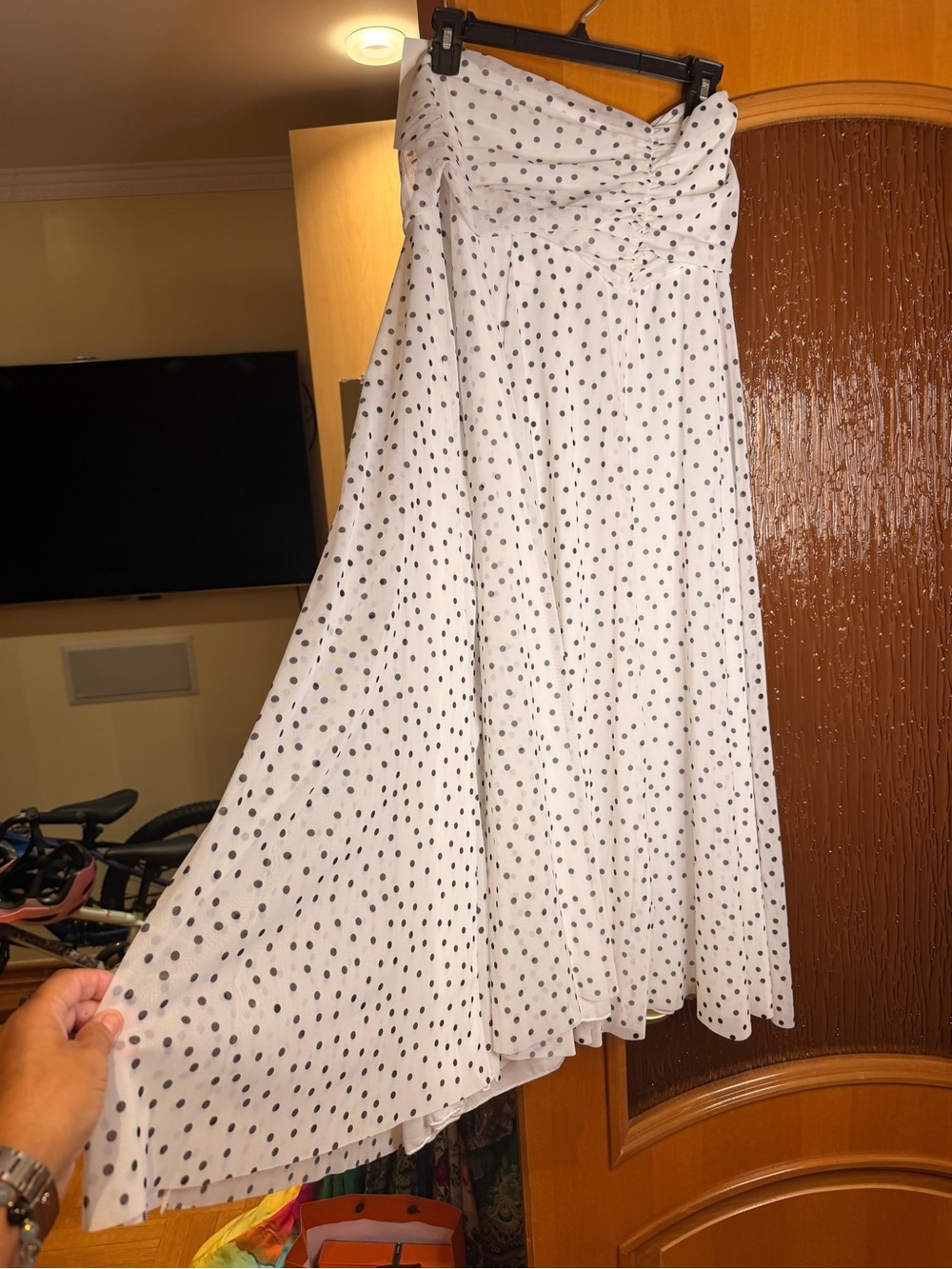 Zara White maxi Skirt with Black Polka Dots Sz L